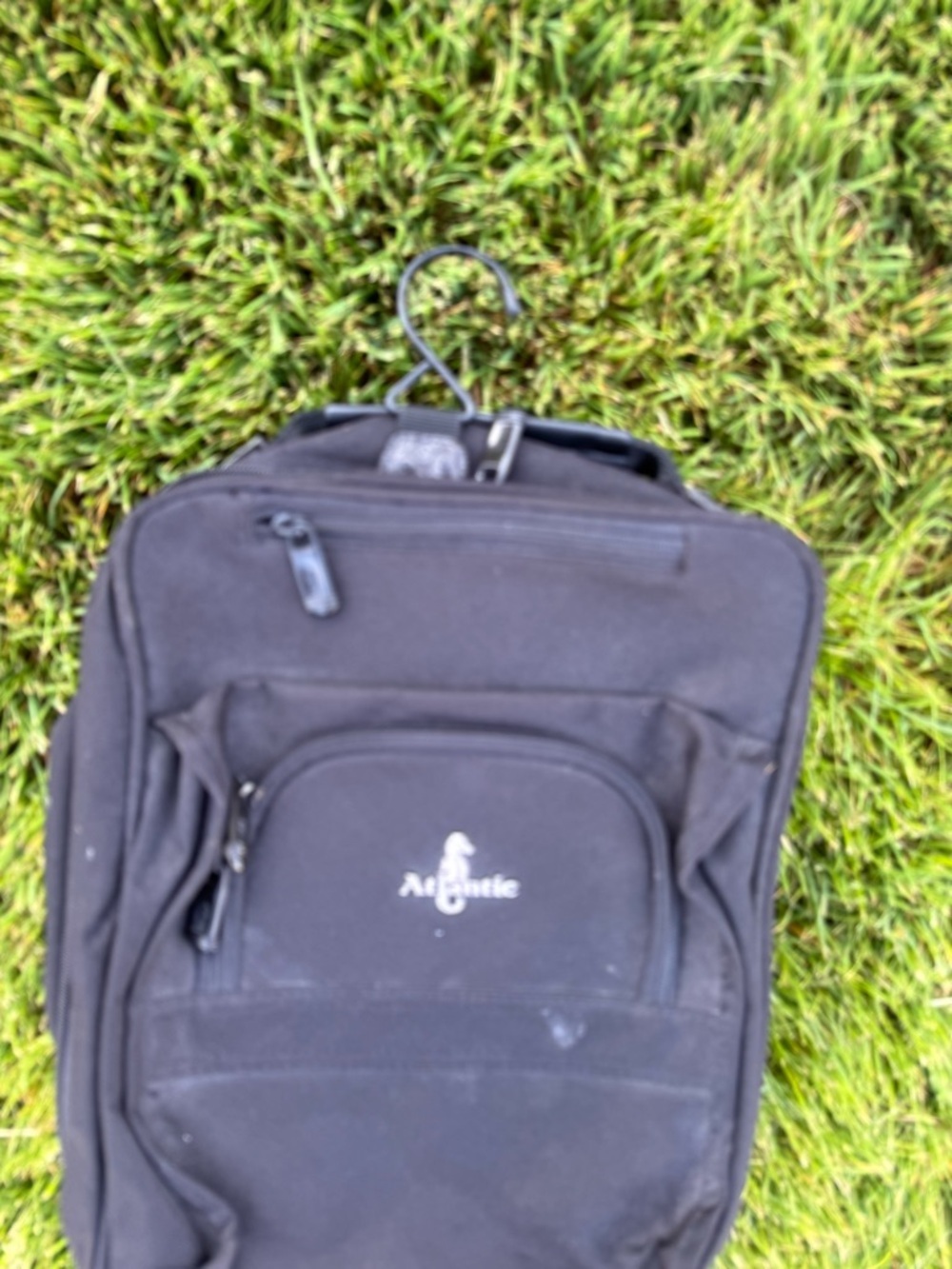 Black Compact Men's Backpack - Picture 4 of 6